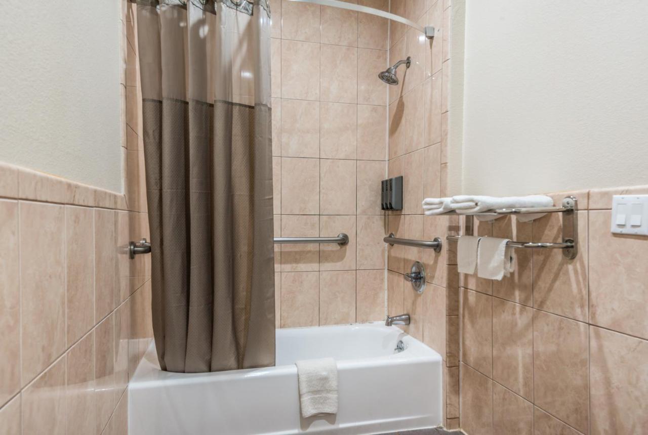 Scottish Inns & Suites Iah Airport-Beltway 8 Aldine Exterior foto